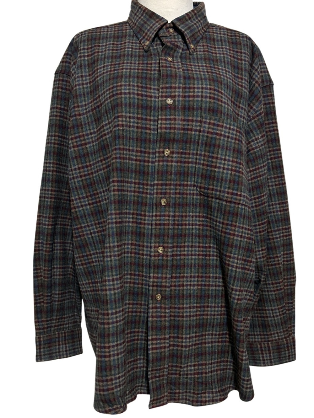 vintage Pendleton wool Plaid button-down shirt Size XL Made USA